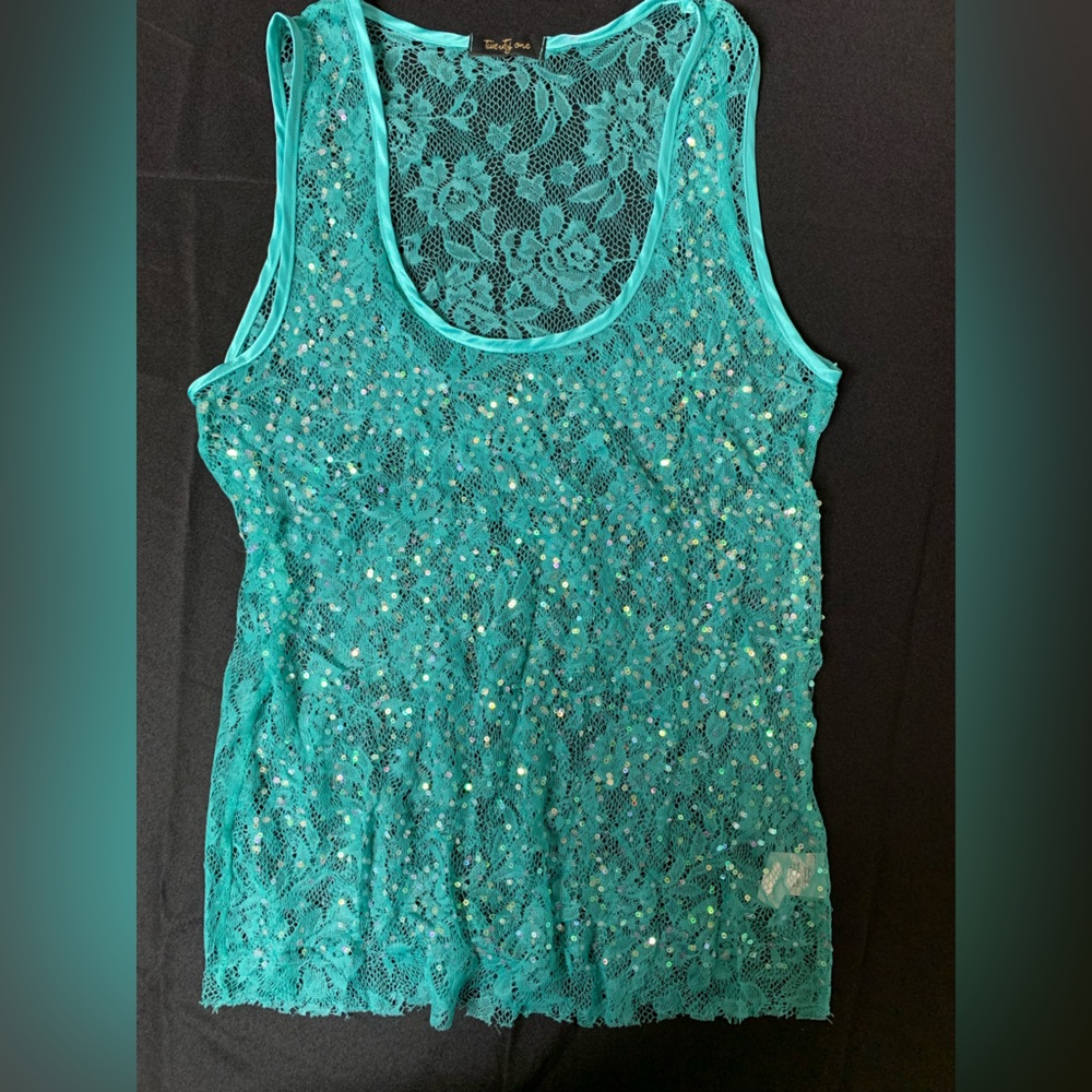 Twenty One Women’s Size Large Sheer Top Like New